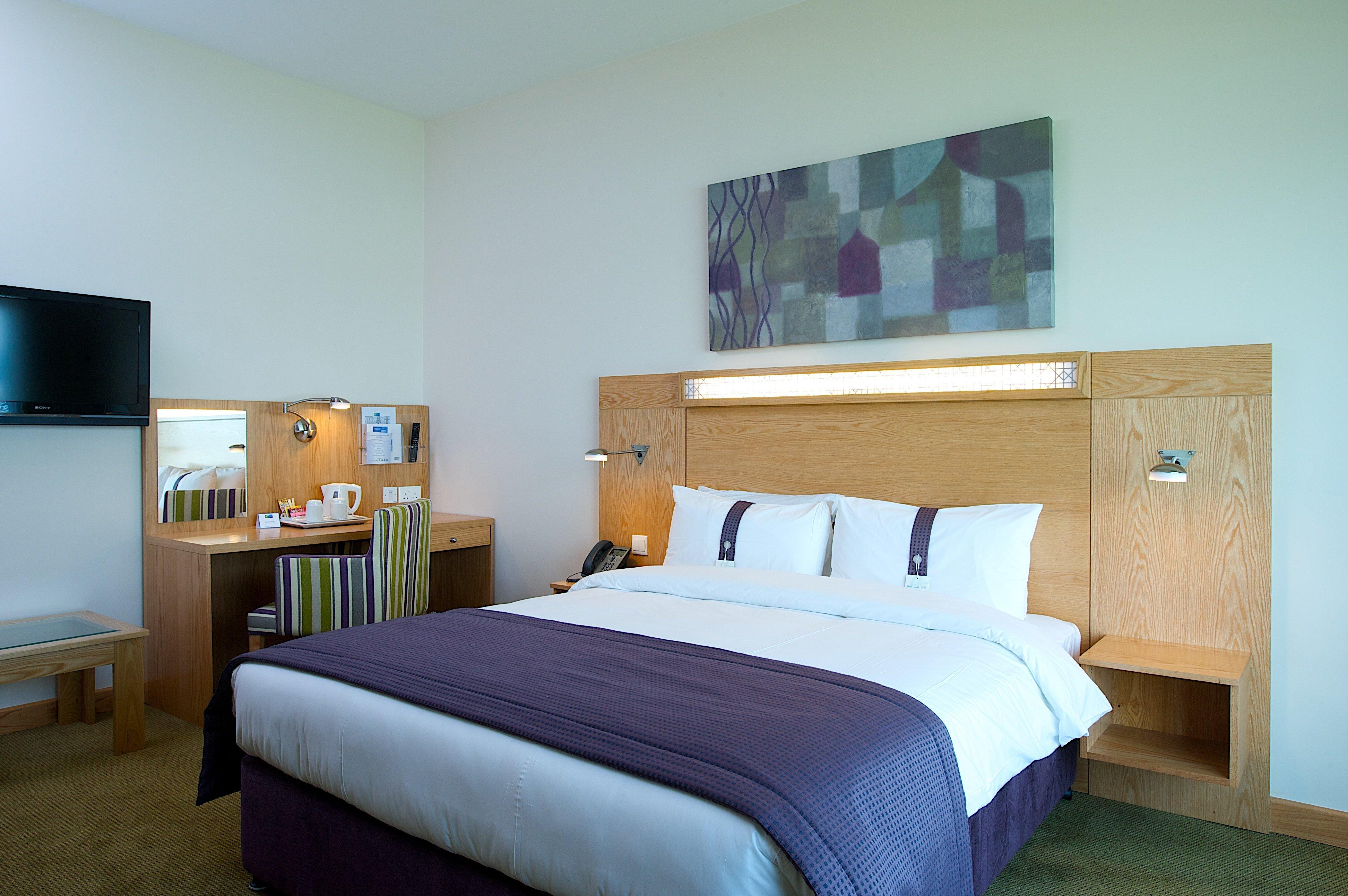 Holiday Inn Express Dubai Airport By Ihg Exterior photo