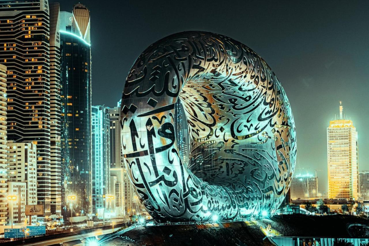 Holiday Inn Express Dubai Airport By Ihg Exterior photo